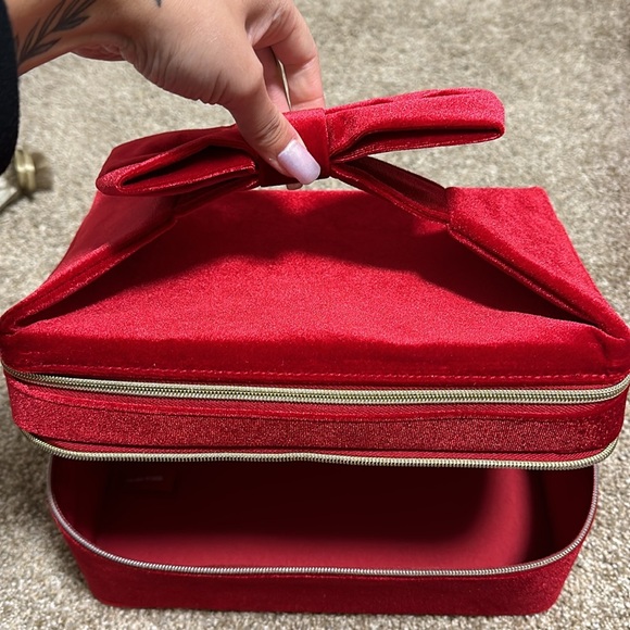 Cosmetic Bag - Picture 7 of 14